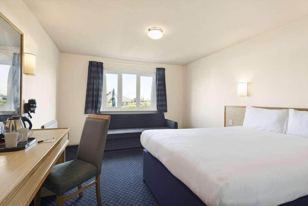 Days Inn Sutton Scotney North חדר תמונה
